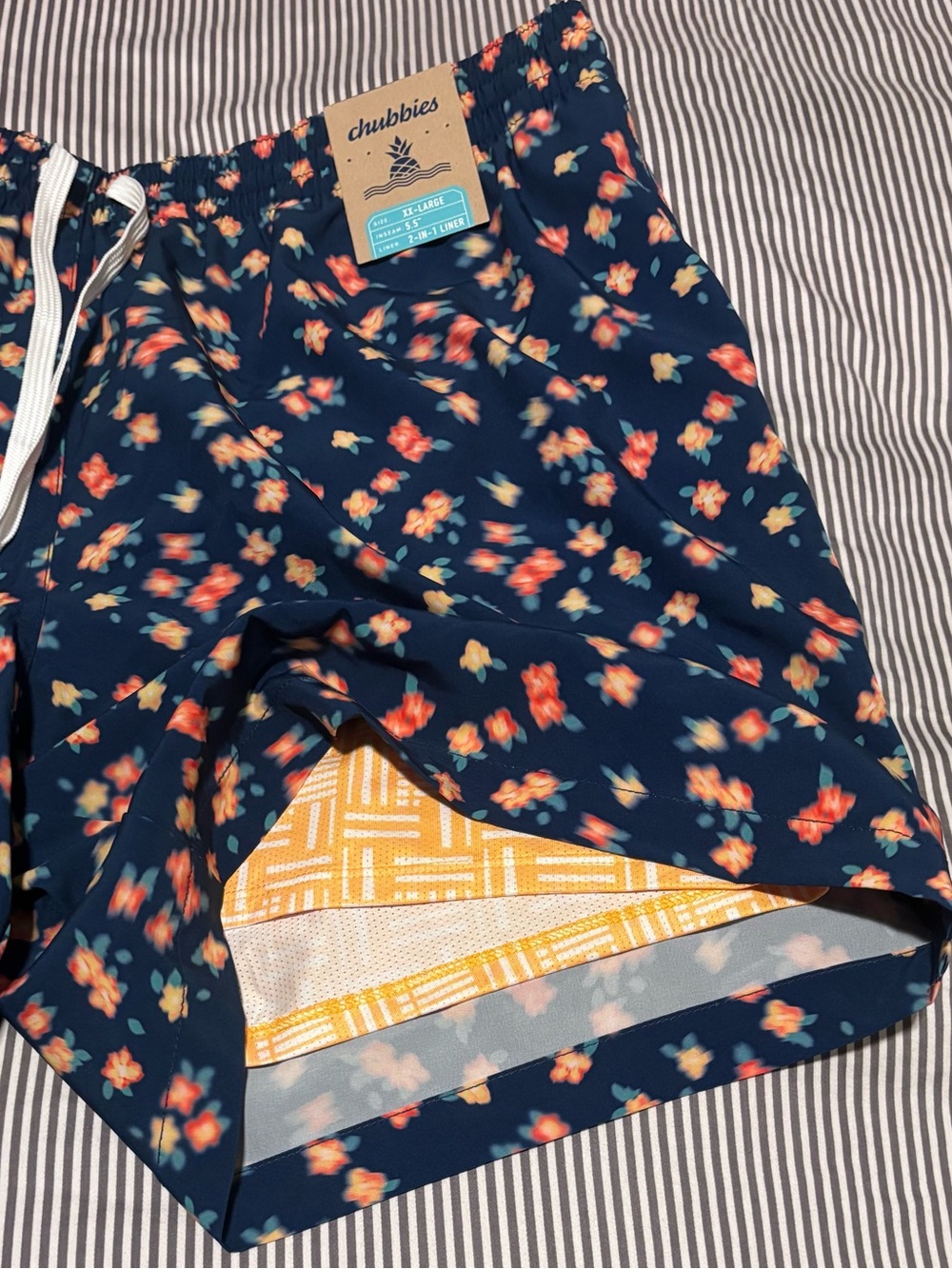 chubbies NWT 5.5” Swim Trunks with Built-In Liner XXL